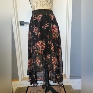 Wet Seal High Low Witchy Floral Black Burgundy Skirt XS‎